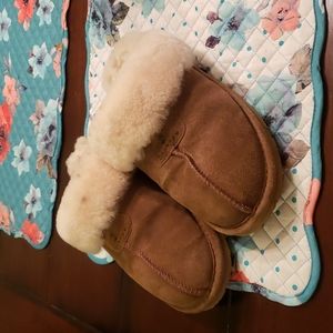 Bearpaw Slippers